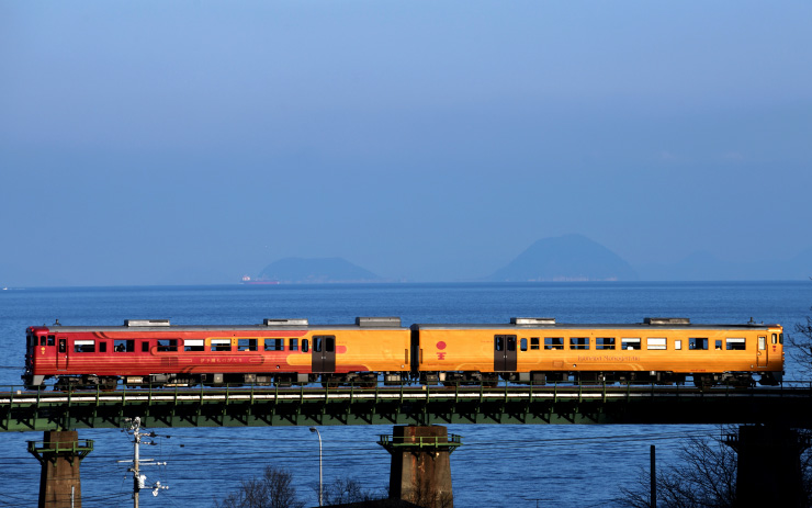 伊予灘ものがたり（観光列車）