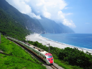 レトロ列車の懐かしい雰囲気